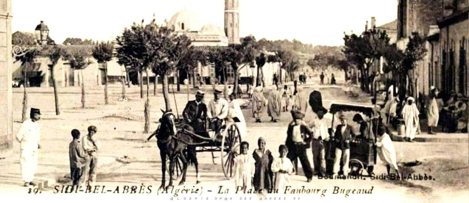 1137- Sidi-bel-abbes - Place du Faubourg Bugeaud2.jpg
